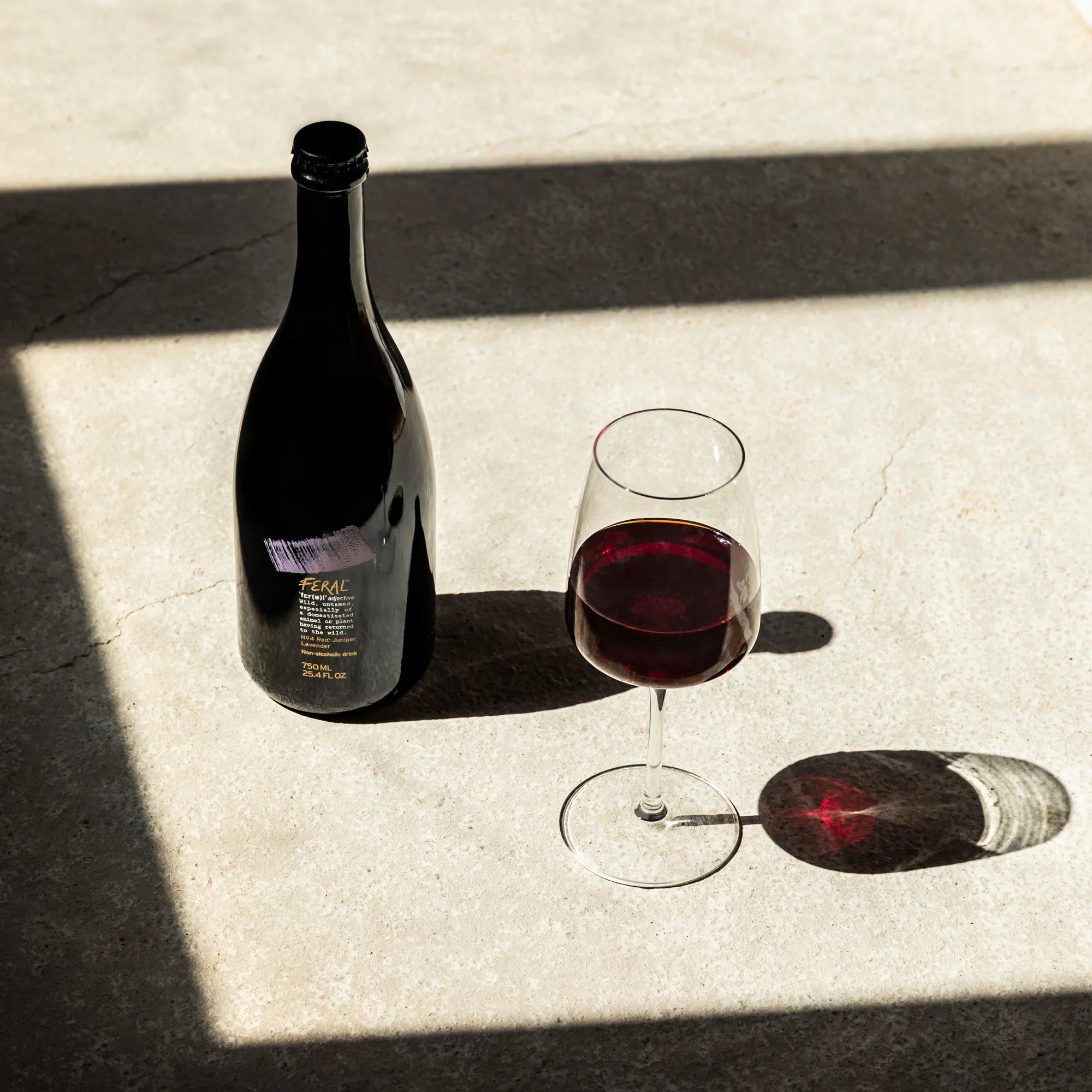 Feral N°4 Red beet Lavender Juniper 750ml